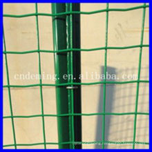 PVC Coated wire mesh fence